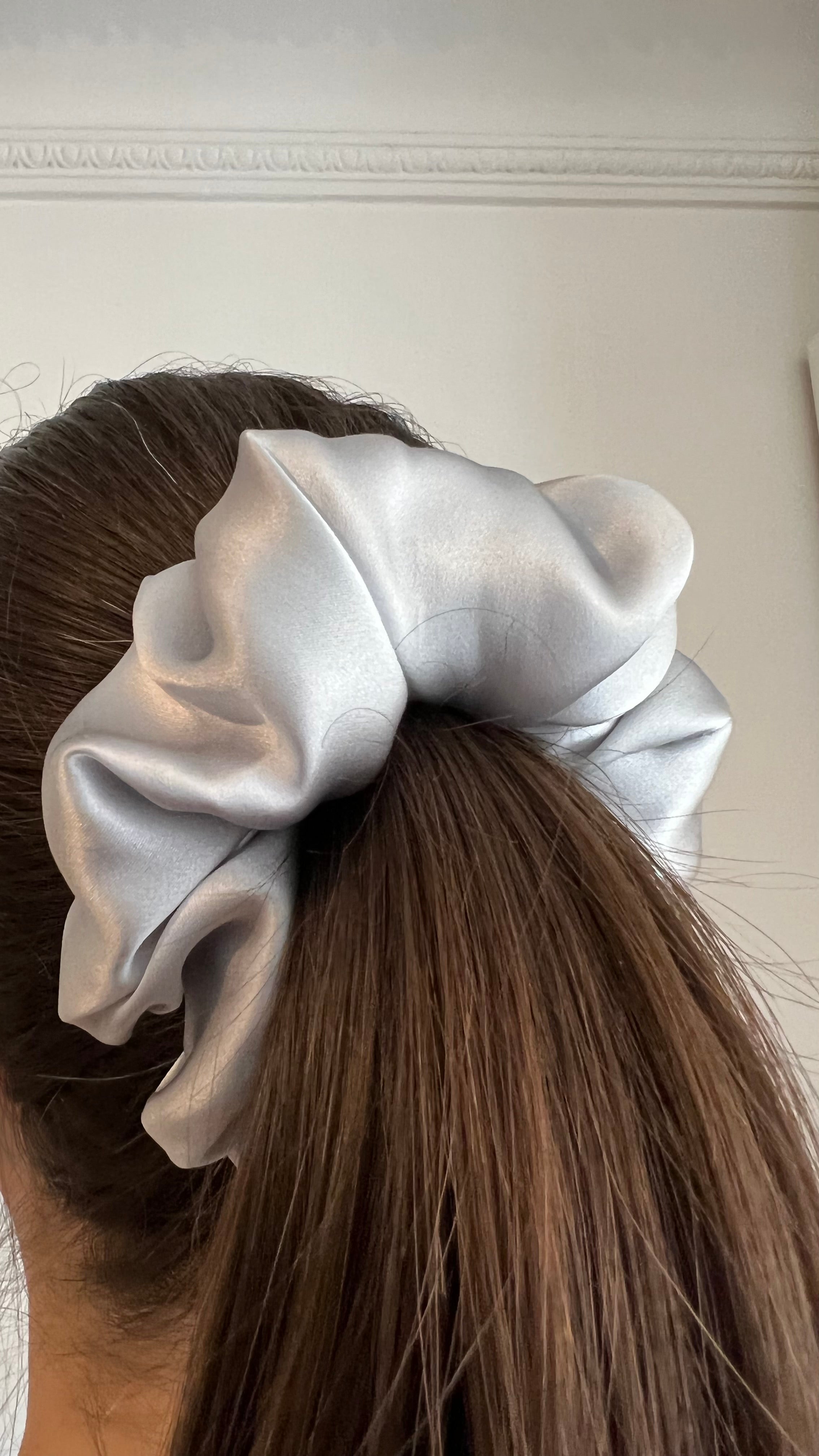 Chouchou en soie 100 % biologique – Accessoire élégant pour cheveux