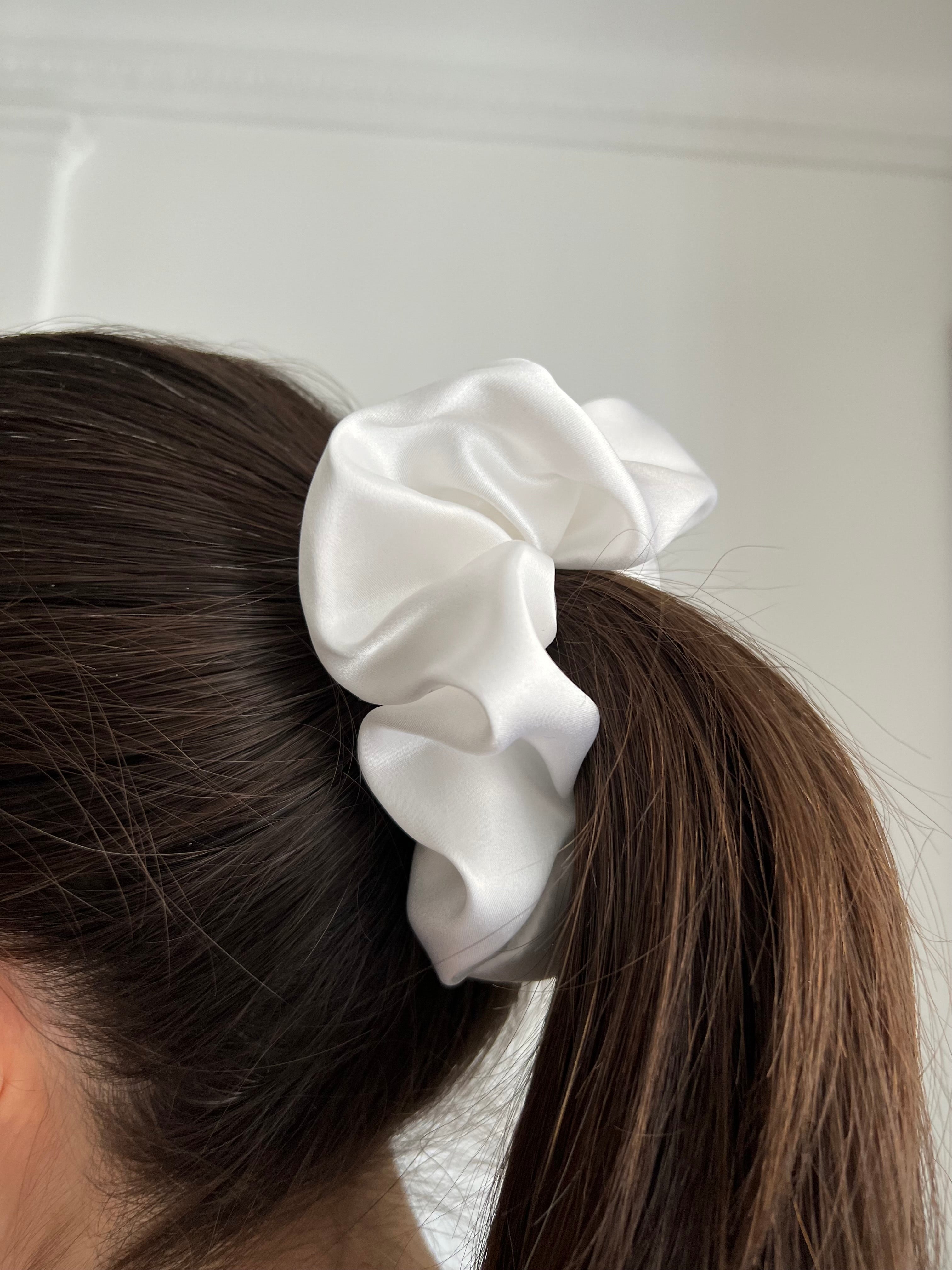 Chouchou en soie 100 % biologique – Accessoire élégant pour cheveux