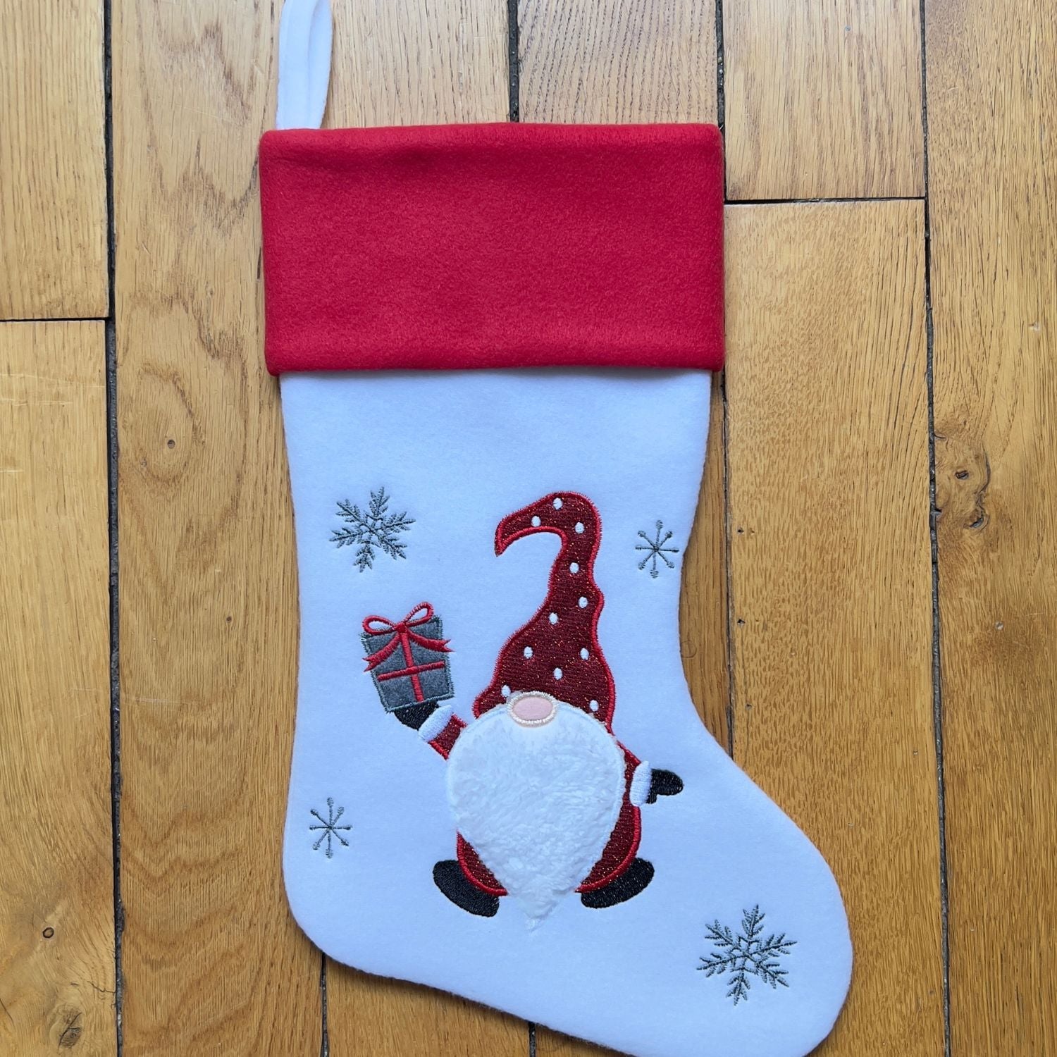 Chaussettes de Noël personnalisées brodées – Collection Unique