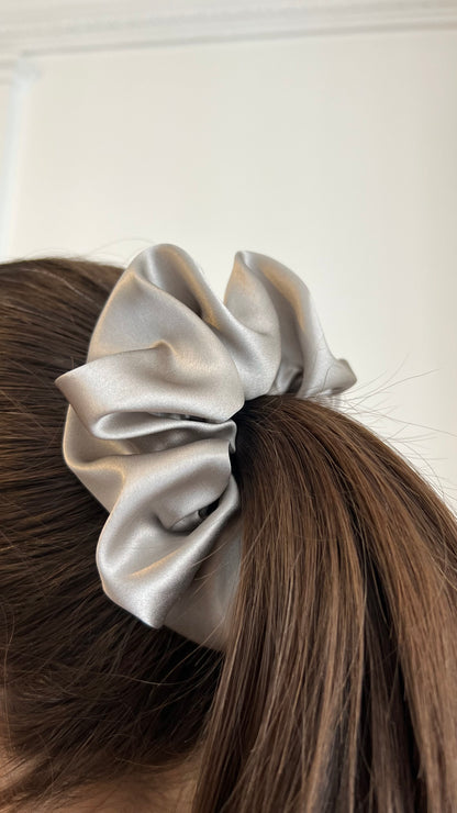 Chouchou en soie 100 % biologique – Accessoire élégant pour cheveux