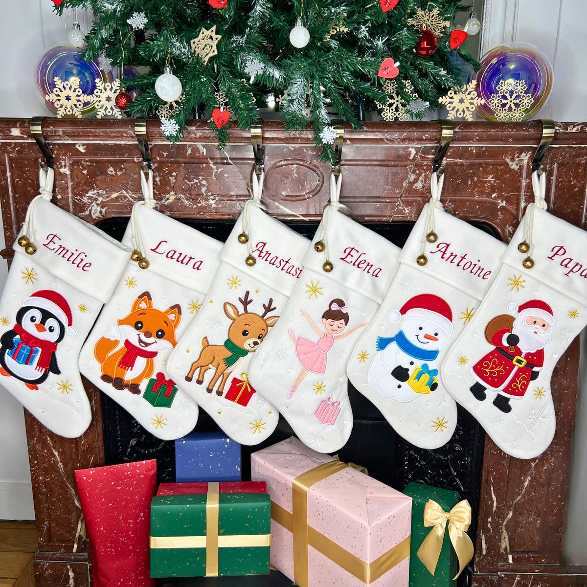 Chaussettes de Noël personnalisées brodées - TopArtParis
